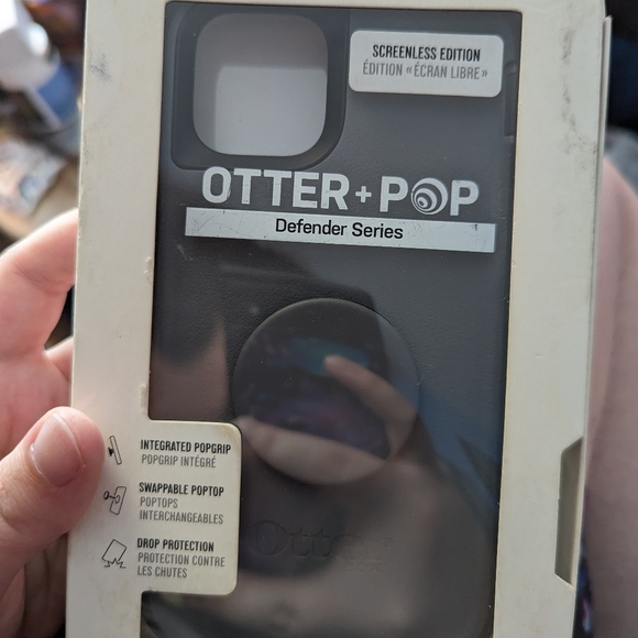 iPhone 11 pro max otter box with popsocket defender series - Picture 2 of 2